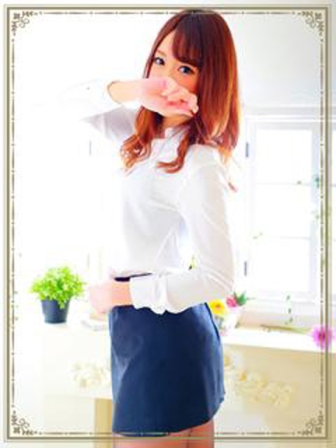 清水　あかり秘書4